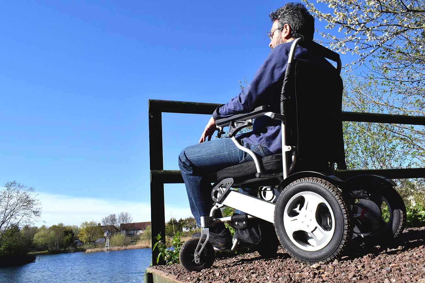 Modern Mobility M-Fold Heavy Duty Powerchair
