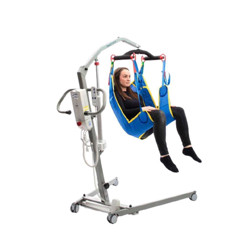 Samsoft 175 Electric Hoist Transferring a  Patient Samsoft 175 Electric Hoist Transferring a Patient