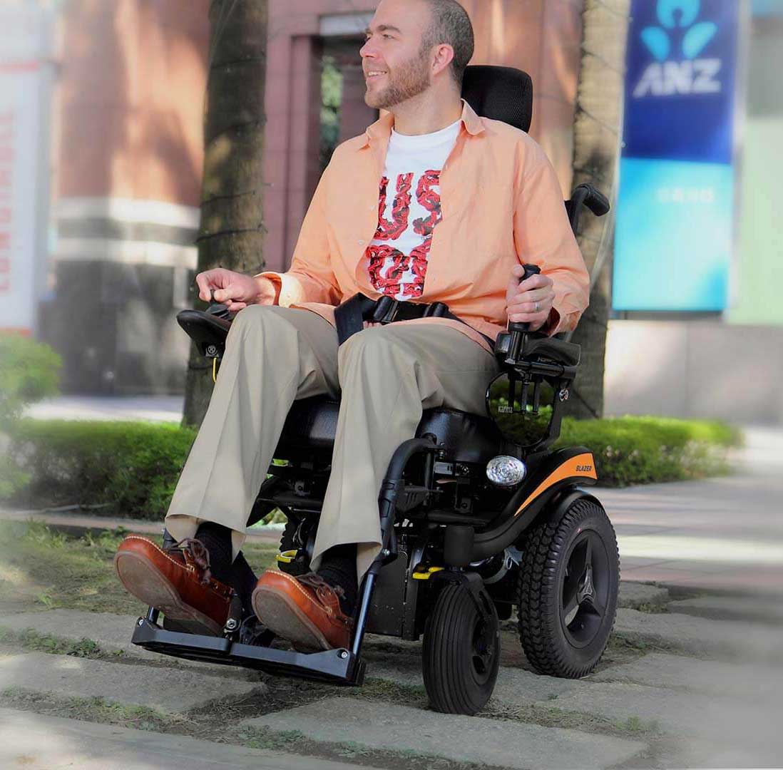 Compact Indoor & Outdoor Powerchair - the Karma Blazer Captain