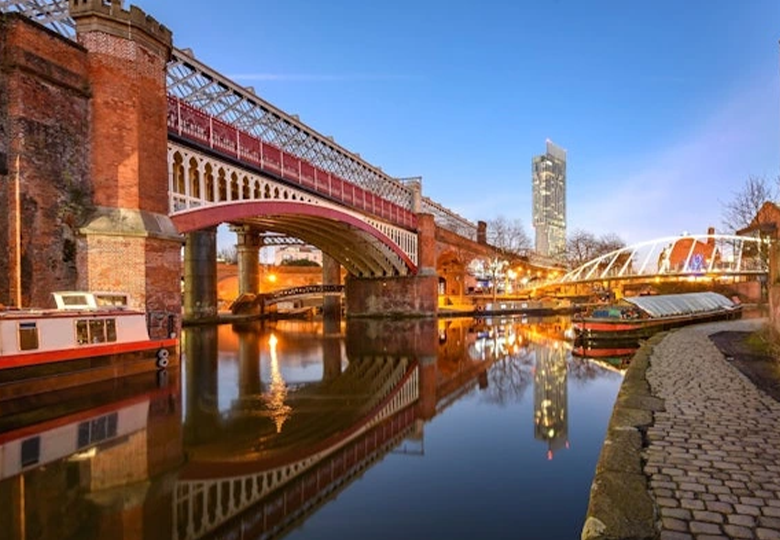Manchester has plenty of scenic spots near the canal